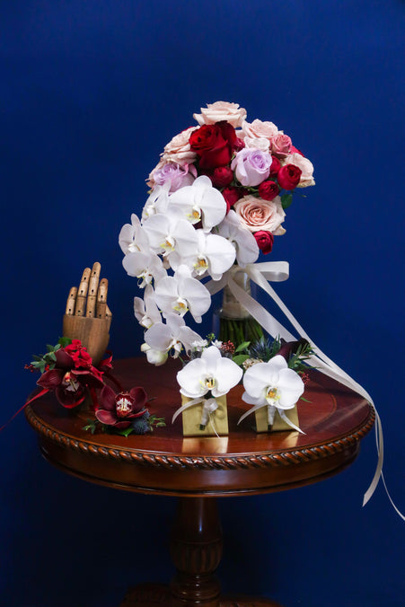 Bridal Bouquet - Waterfall - Shades of Red & White