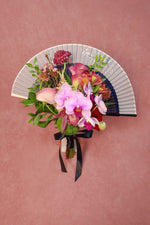 Load image into Gallery viewer, Bridal Bouquet - Fan
