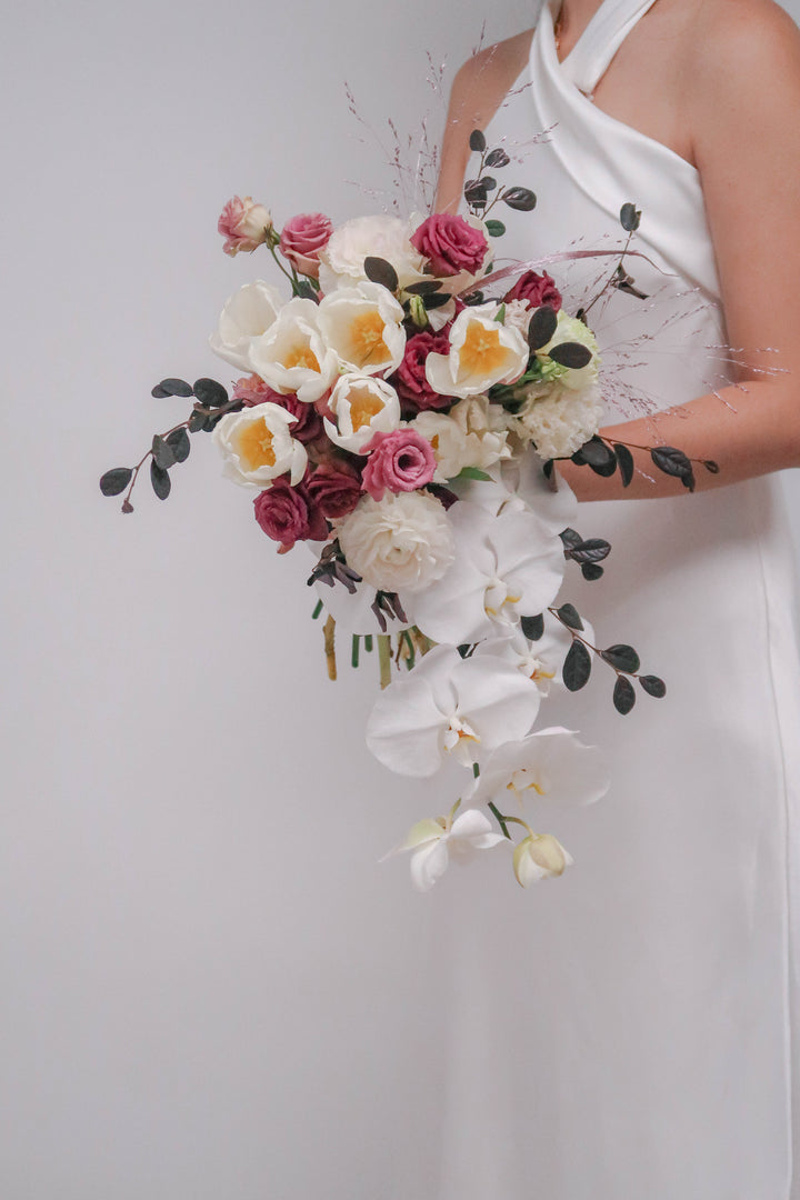 Bridal Bouquet - Waterfall - Vintage & White