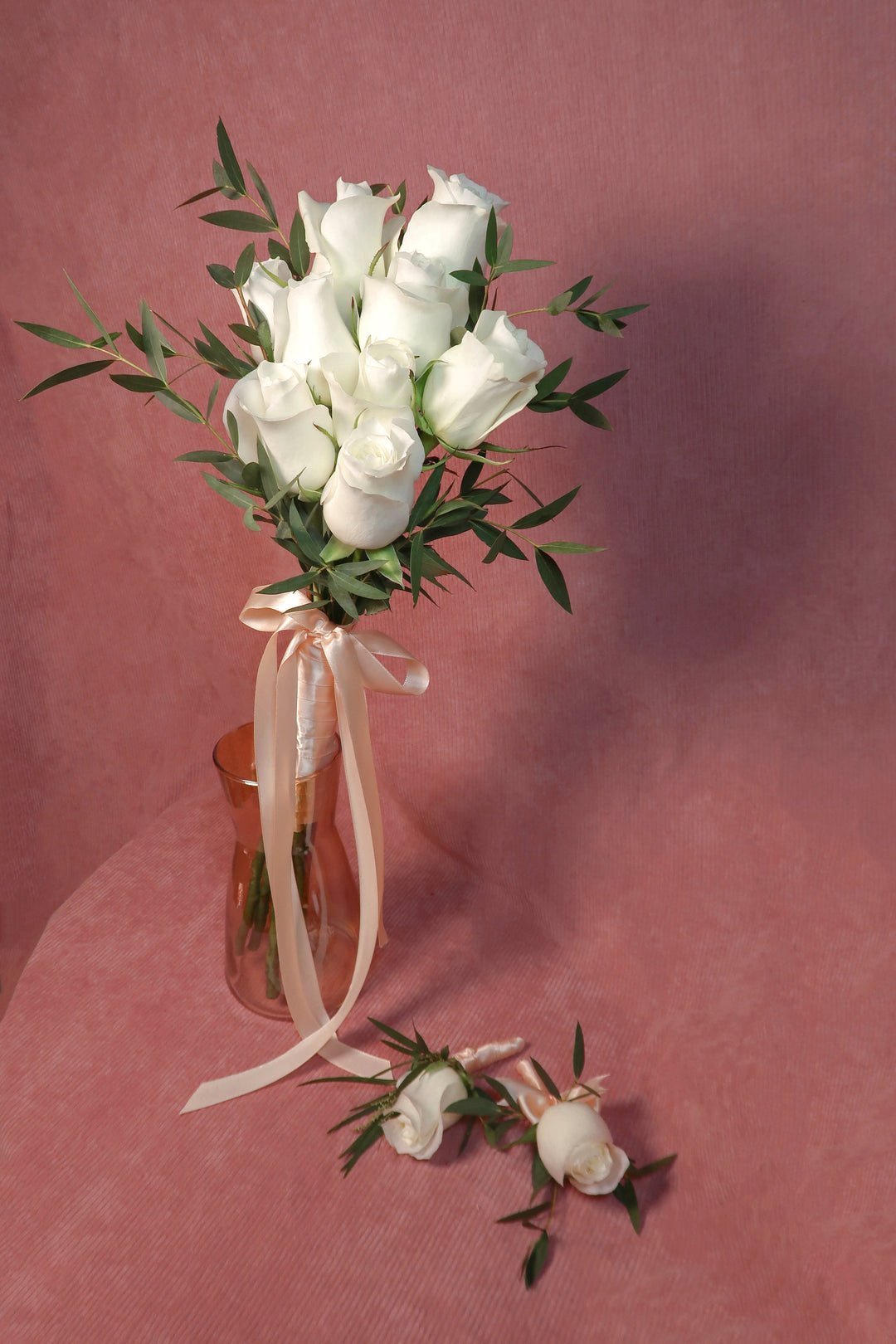 新娘手捧花 - 經典款白玫瑰