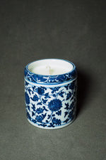 Load image into Gallery viewer, Grace &amp; Favour - Gifts - Blue &amp; White Porcelain Candle - Citrus Spring Tea
